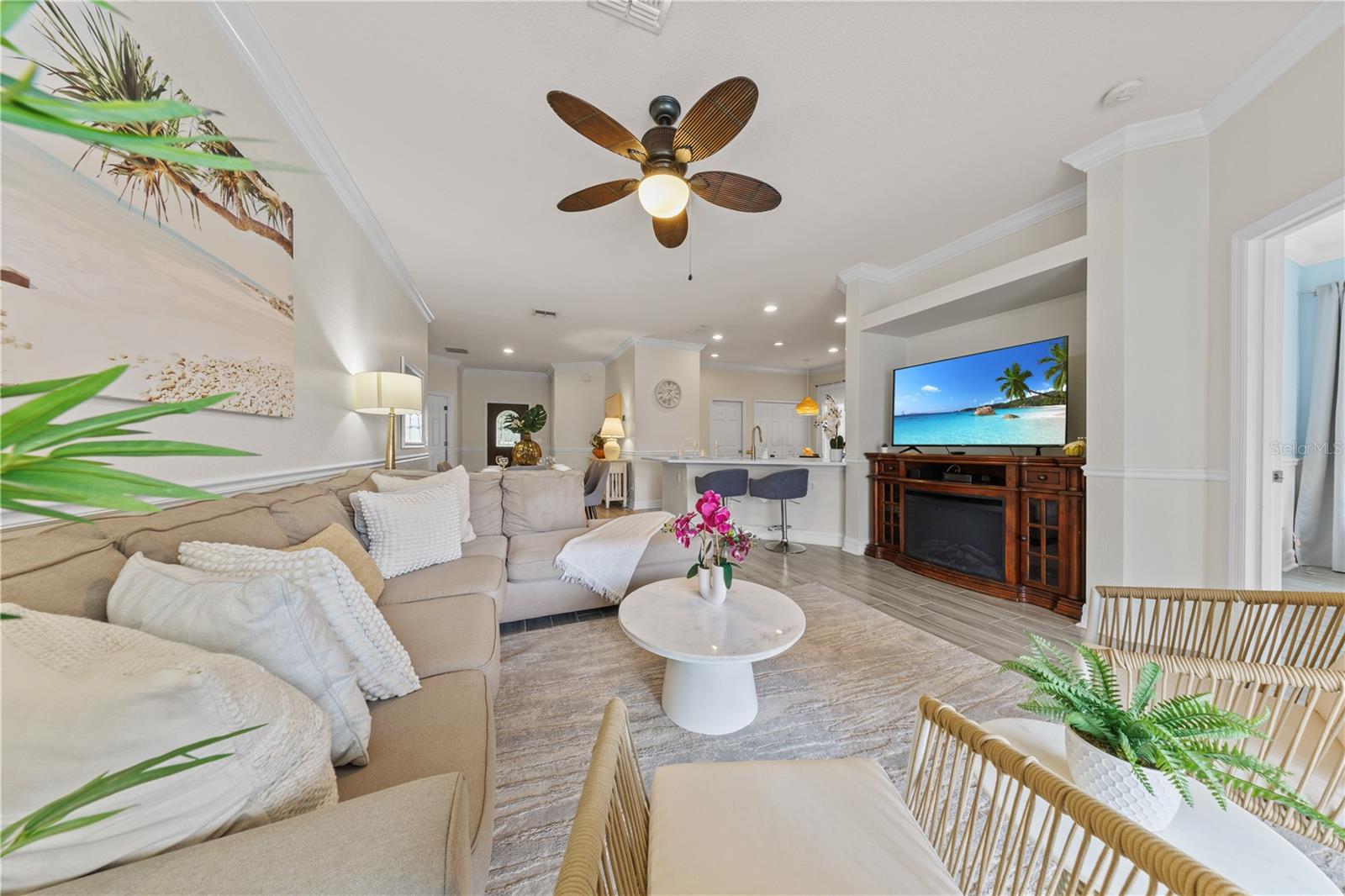 HIGH GROVE UNIT 02 - Residential