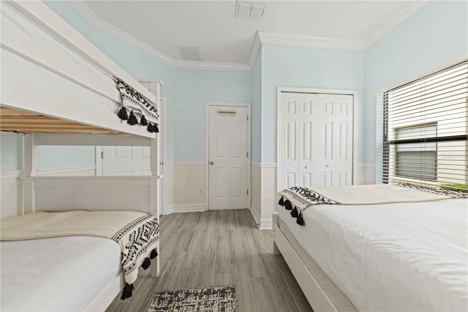 HIGH GROVE UNIT 02 - Residential