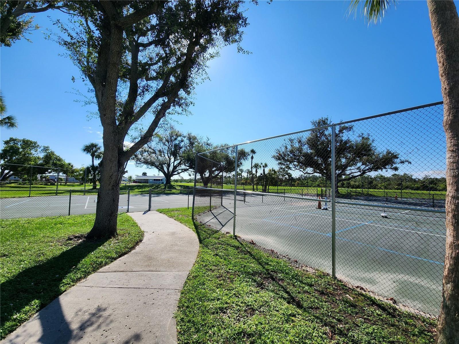 VILLAGE HOLIDAY LAKE - Land