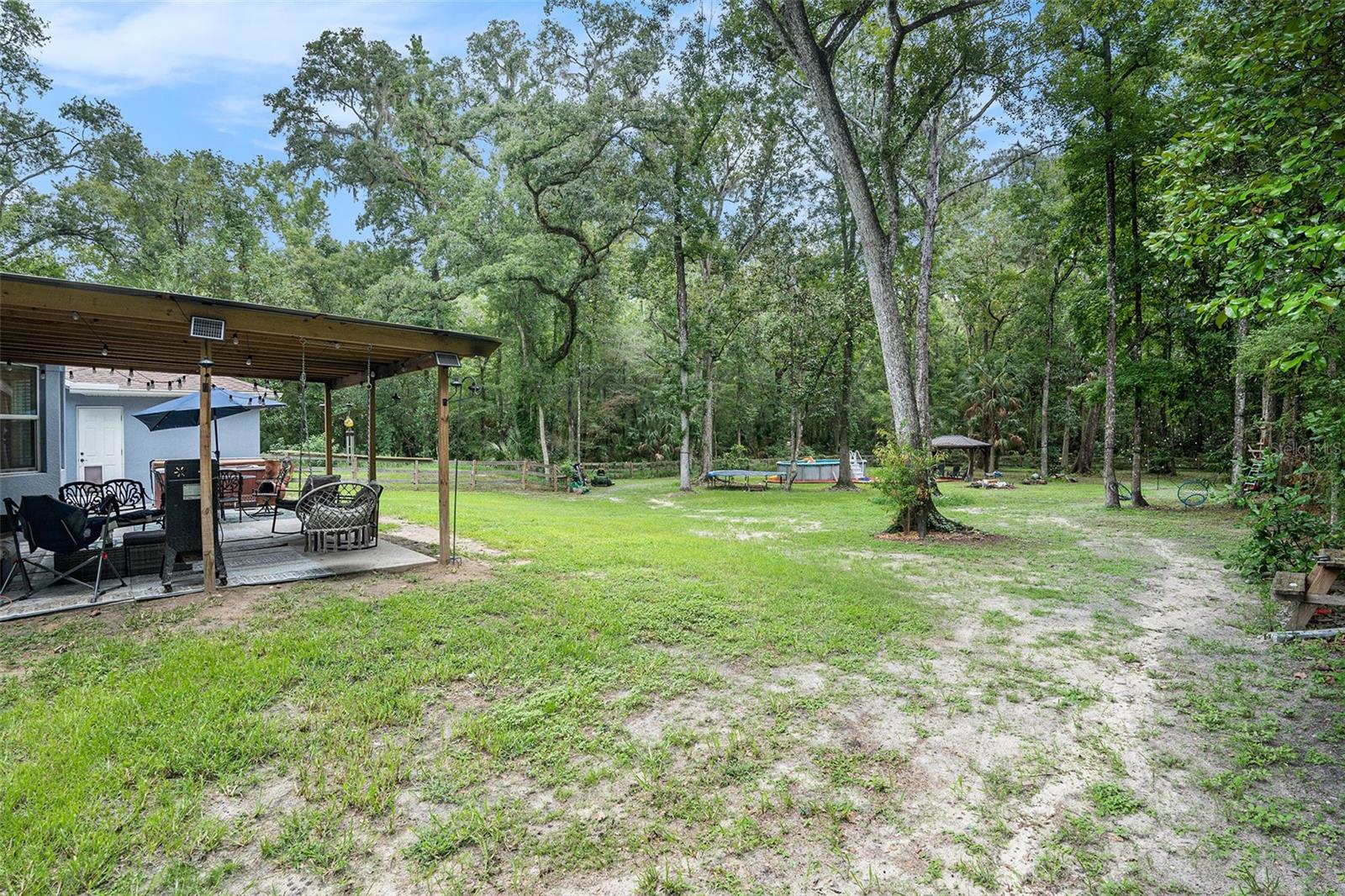 Photo 17 of 36 of 19593 MANECKE ROAD house