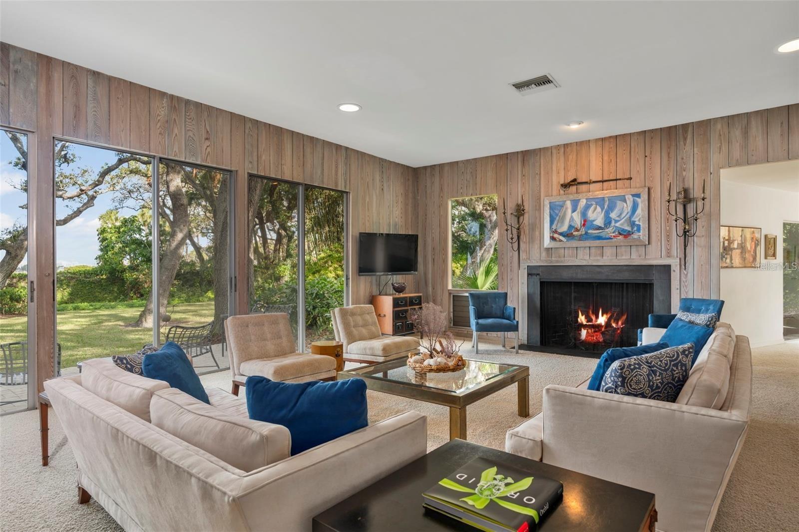 3350 OLD OAK DRIVE