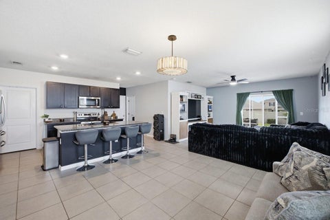 17063 Oval Rum Drive, Wimauma, FL 33598