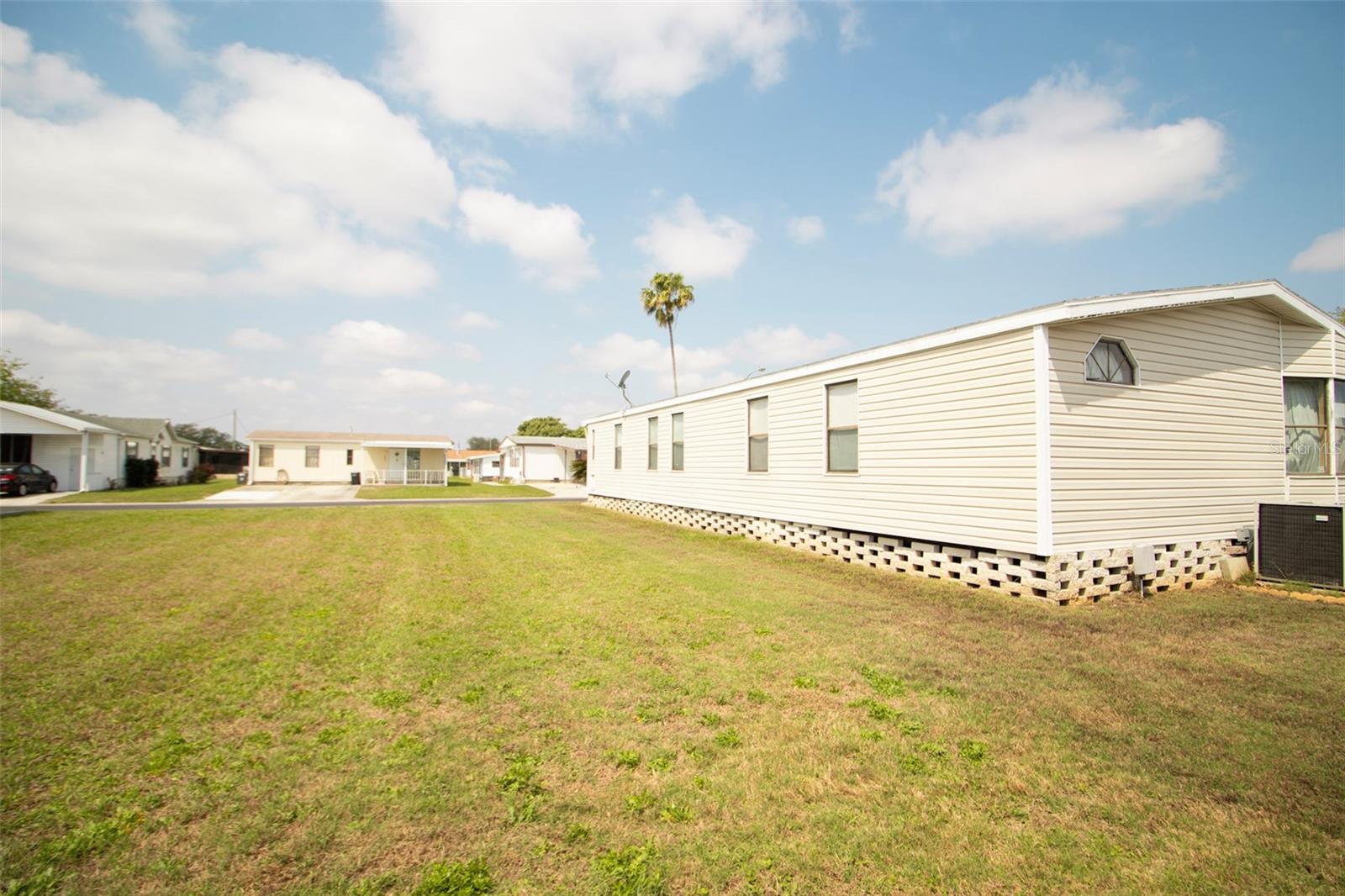 TIMBER LAKE ESTATES - Land