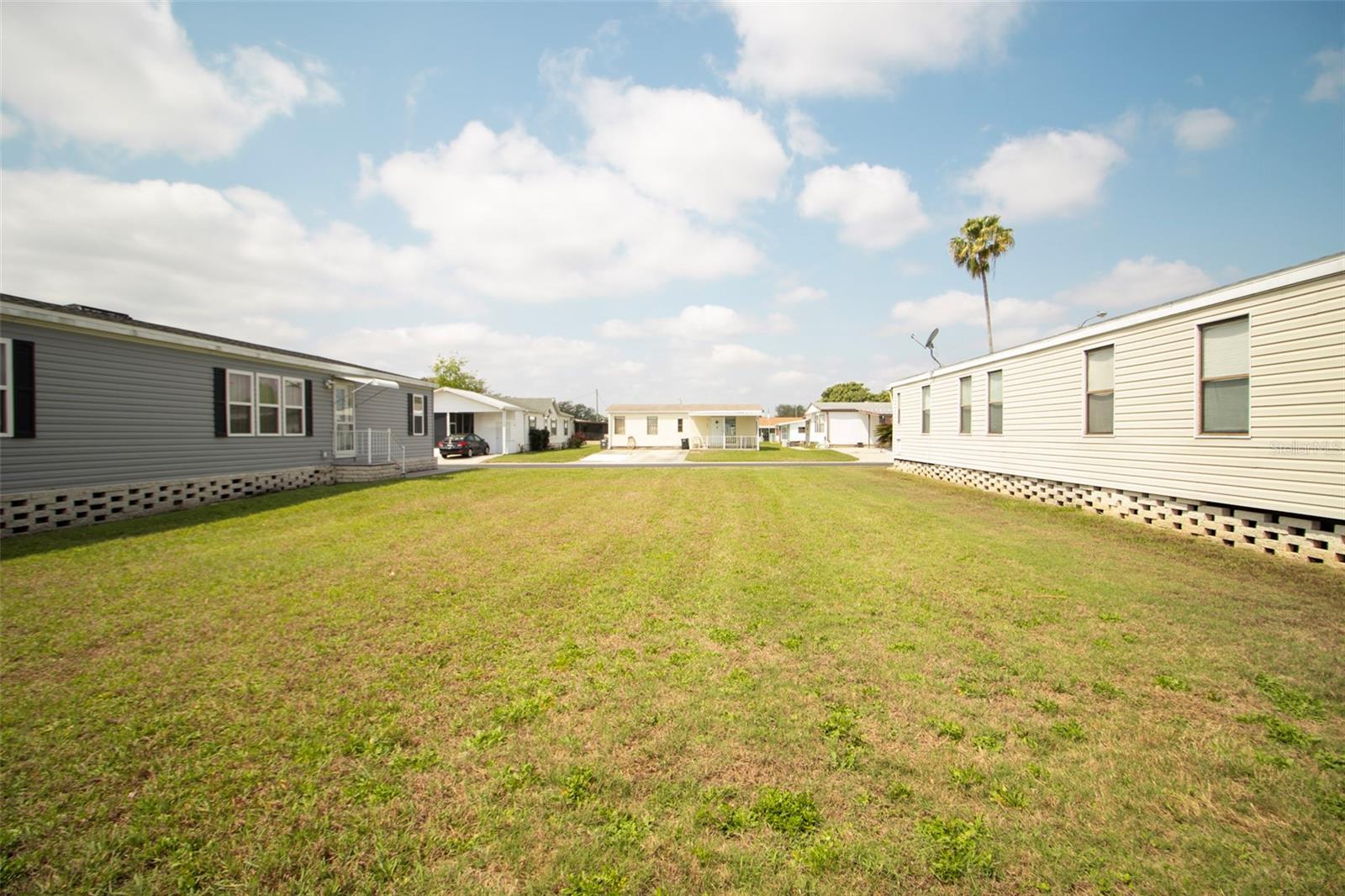 TIMBER LAKE ESTATES - Land