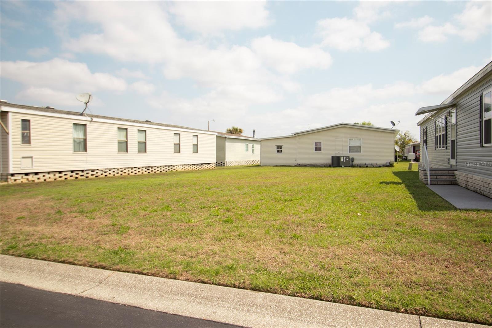 TIMBER LAKE ESTATES - Land