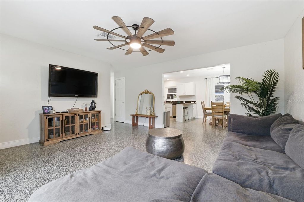 Photo of 812 W 124th Avenue, Tampa, FL 33612 (MLS # TB8471260)