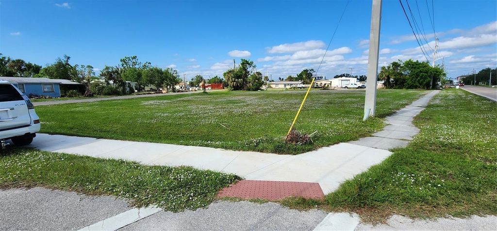 Photo of 466 Booth Street, Punta Gorda, FL 33950 (MLS # C7510271)