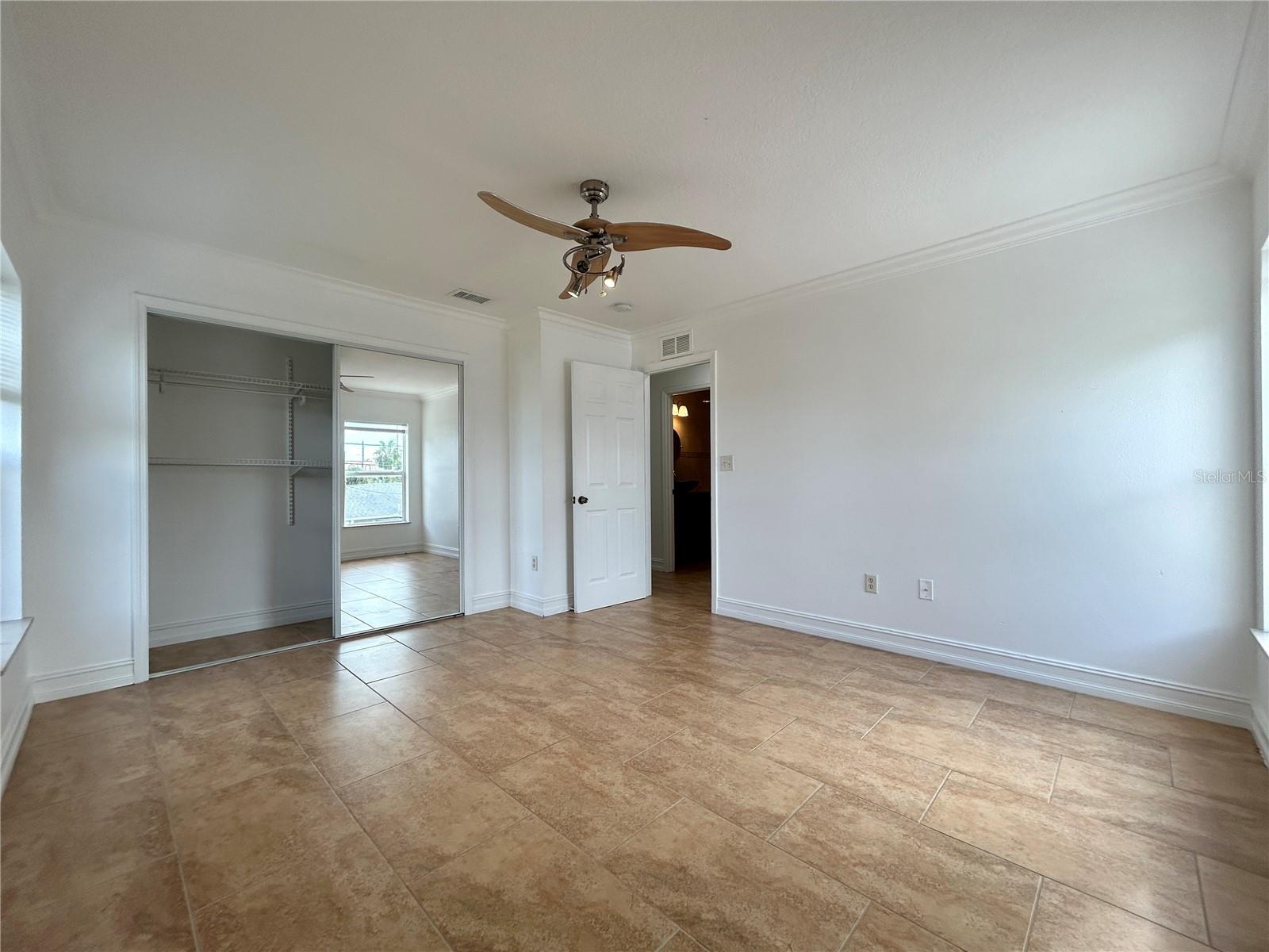 MADEIRA MANOR - Residential Lease