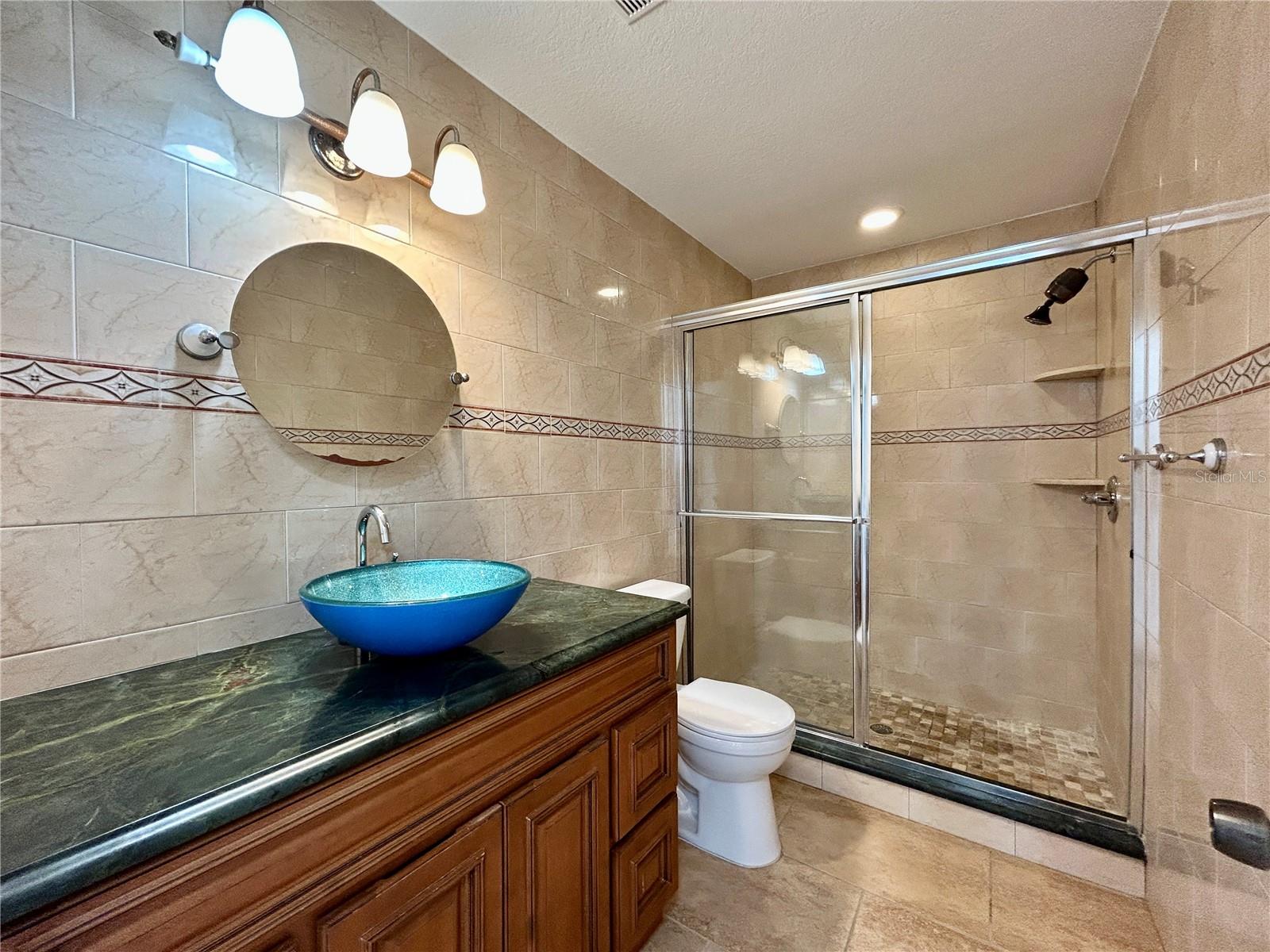 MADEIRA MANOR - Residential Lease