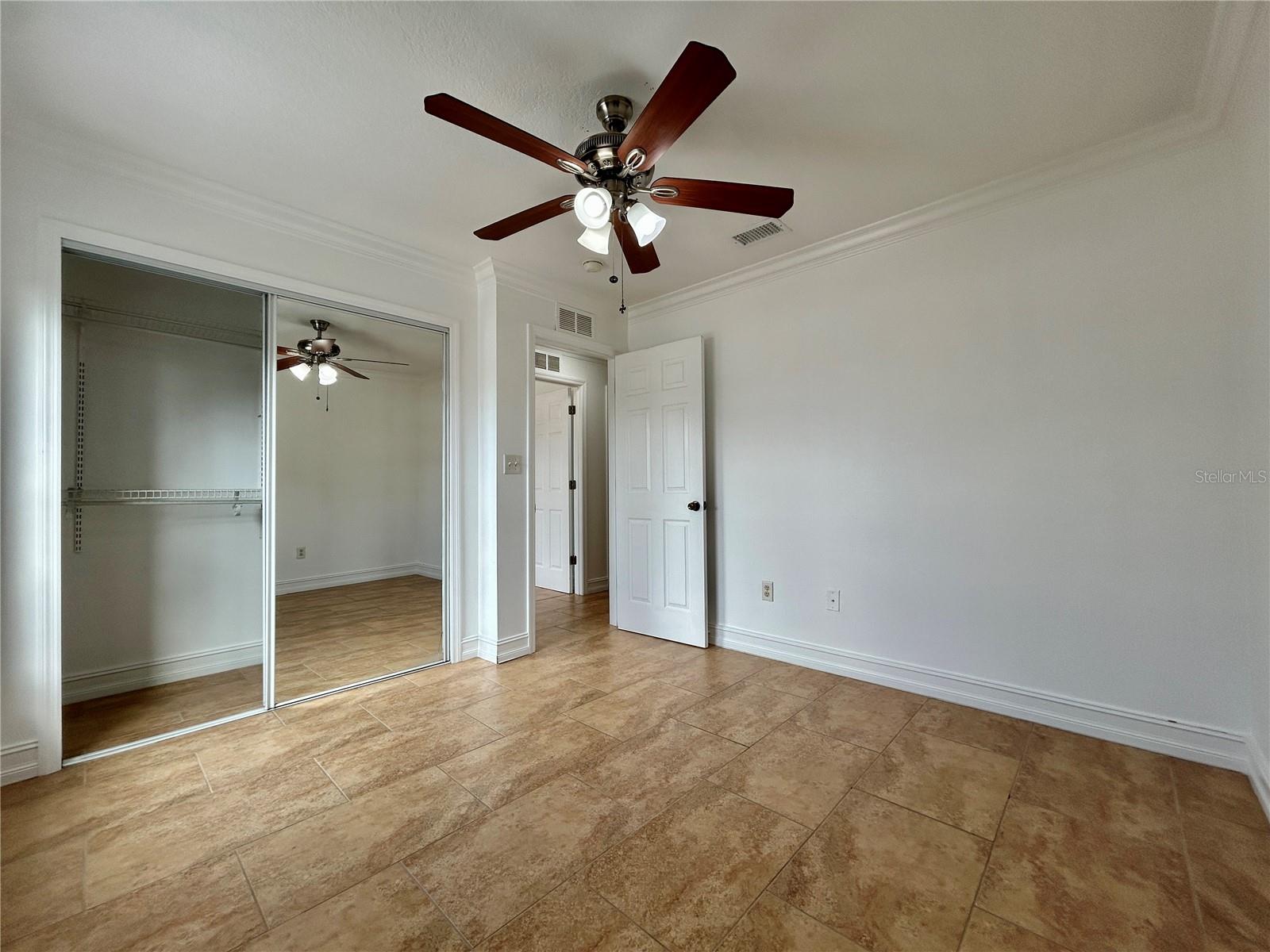 MADEIRA MANOR - Residential Lease