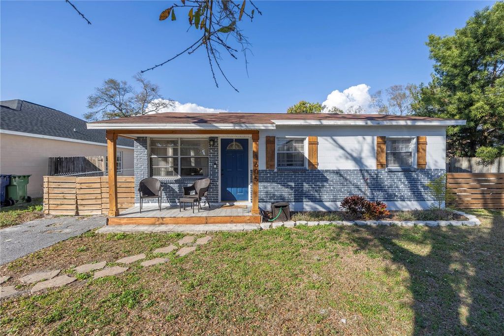 Photo of 3605 W Iowa Avenue, Tampa, FL 33611 (MLS # TB8482212)