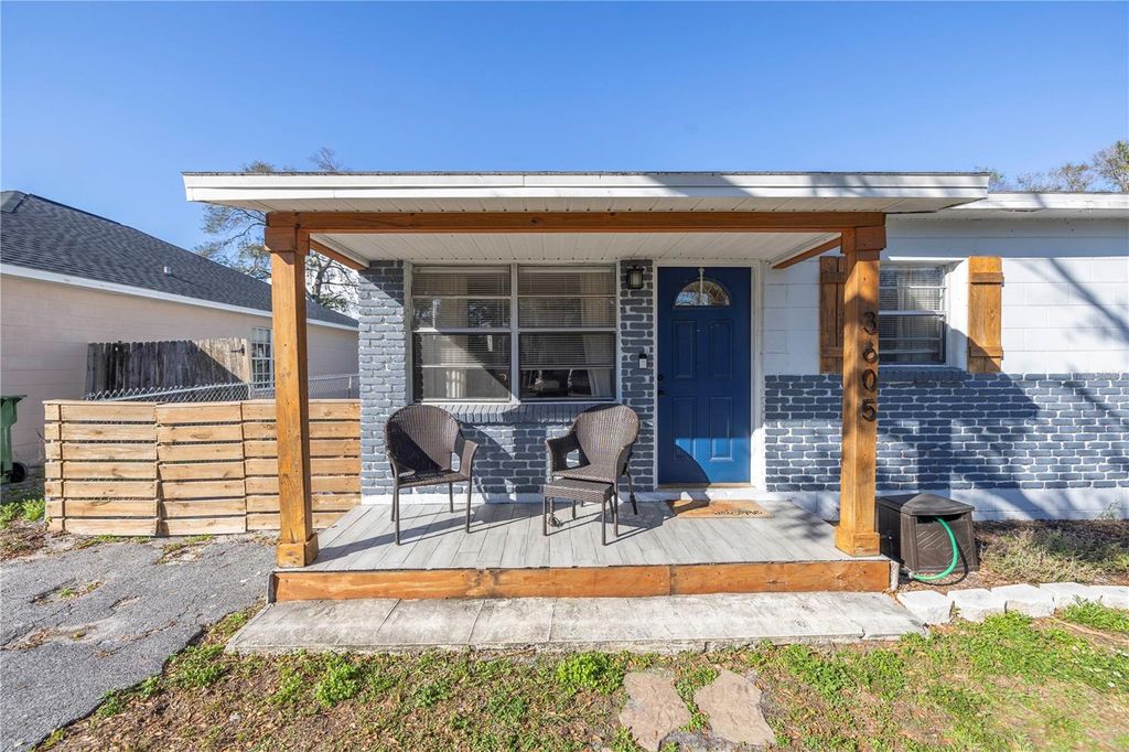 Photo of 3605 W Iowa Avenue, Tampa, FL 33611 (MLS # TB8482212)