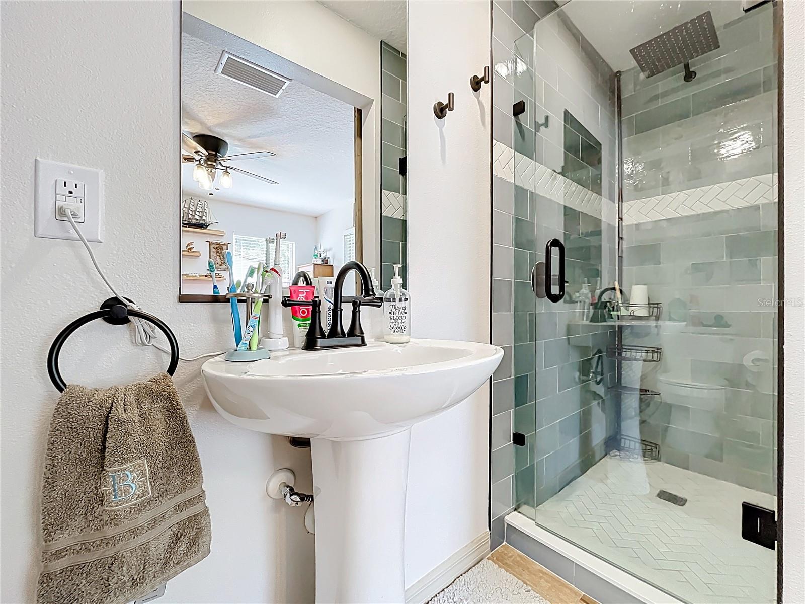 UMATILLA LAKE MARY ESTATES SUB - Residential