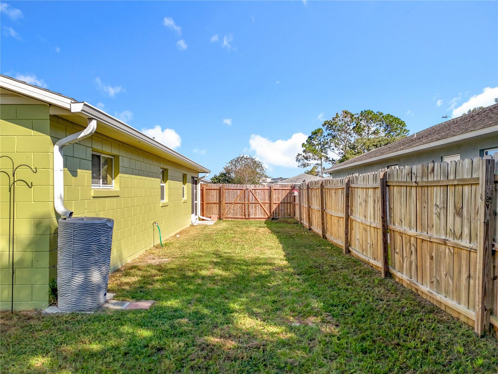 UMATILLA LAKE MARY ESTATES SUB - Residential