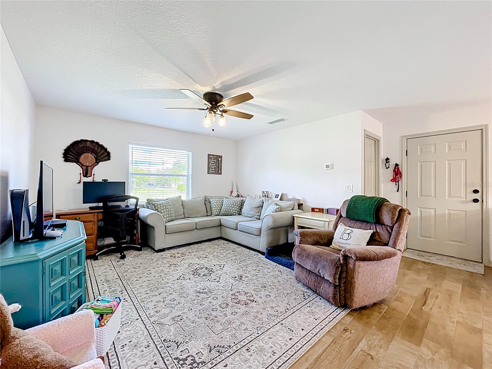 UMATILLA LAKE MARY ESTATES SUB - Residential