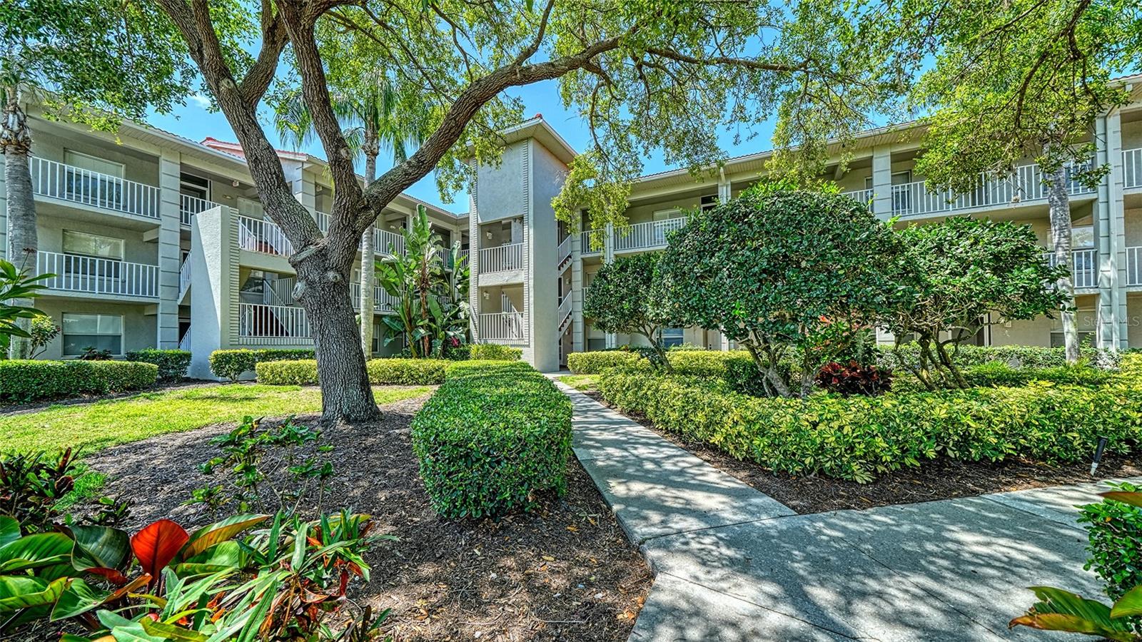 9330 CLUBSIDE CIRCLE 3202