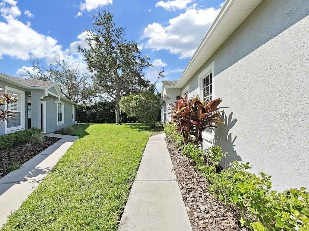 Photo of 6077 Sandhill Ridge Drive, Lithia, FL 33547 (MLS # TB8412807)
