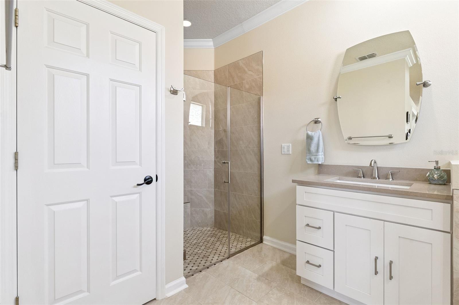 LAKE LOUISA HIGHLANDS PH 03 LT 99 PB 51 - Residential