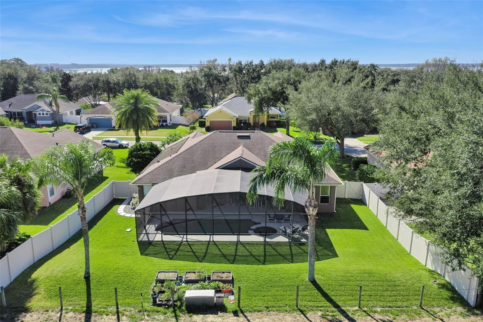 LAKE LOUISA HIGHLANDS PH 03 LT 99 PB 51 - Residential