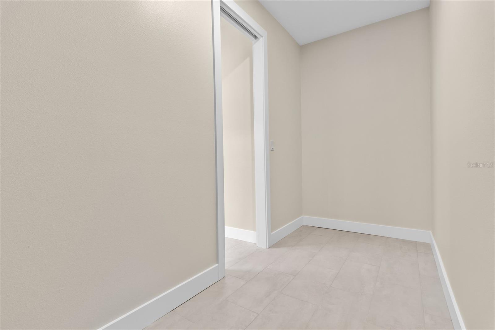 ROYAL HIGHLANDS - Residential