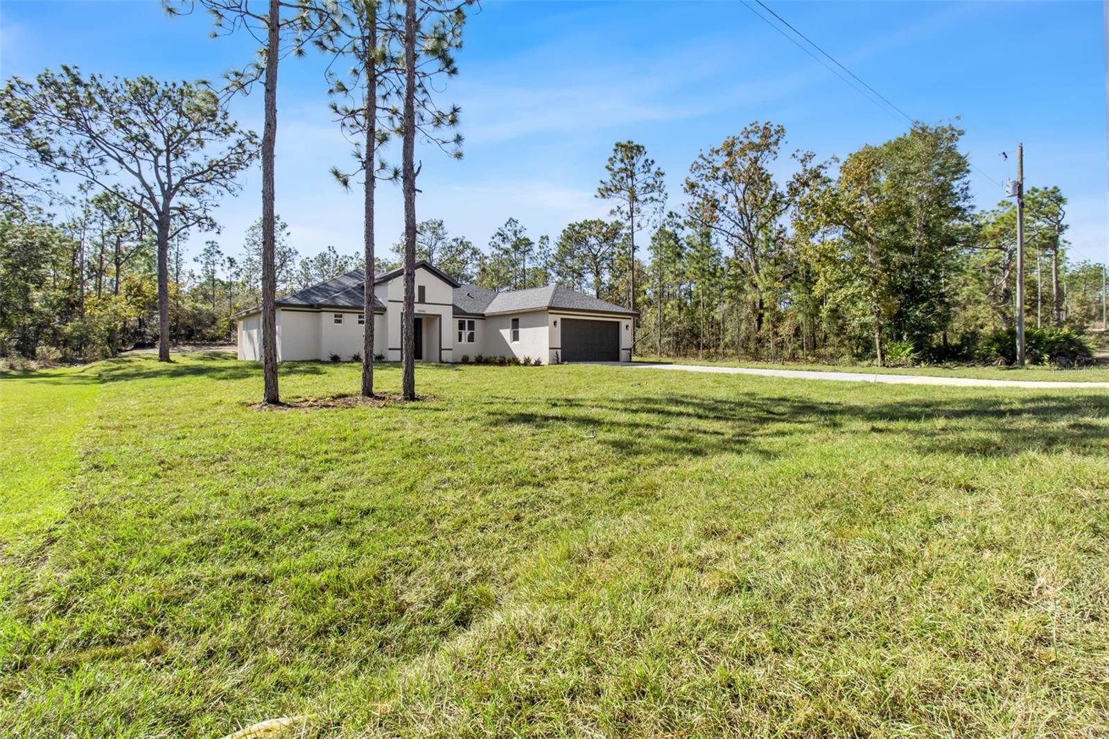 ROYAL HIGHLANDS - Residential