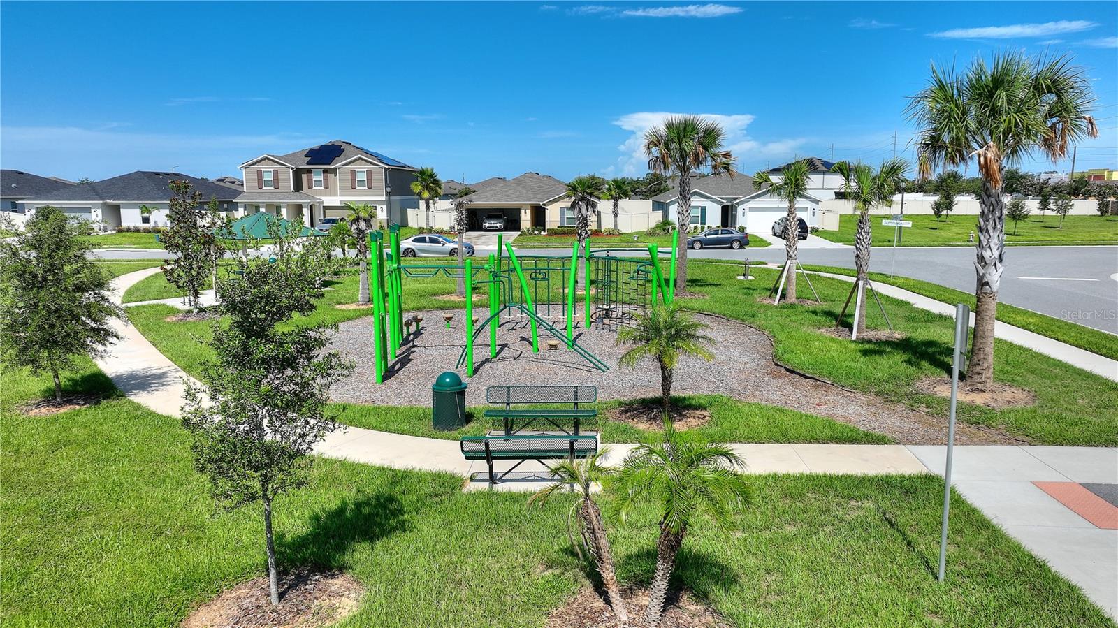 SUMMERLIN GROVES PHASE 1 - Residential Lease