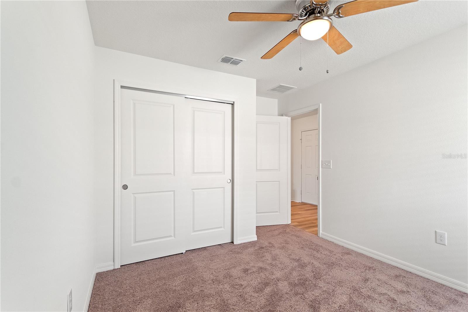 SUMMERLIN GROVES PHASE 1 - Residential Lease