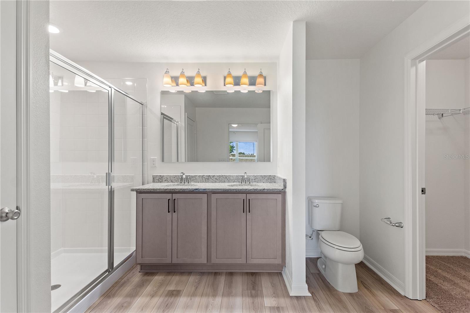 SUMMERLIN GROVES PHASE 1 - Residential Lease