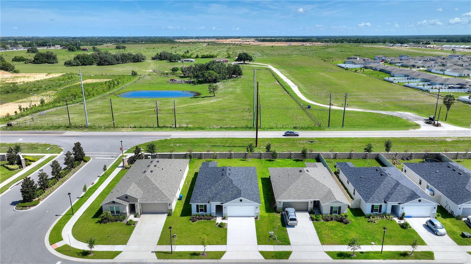 SUMMERLIN GROVES PHASE 1 - Residential Lease