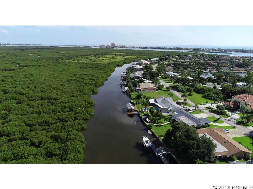 Venezia Unit 05 - Land