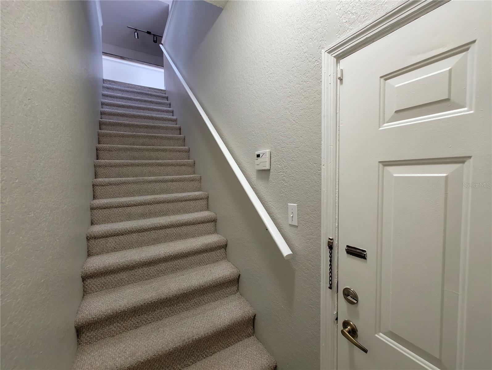 CRESCENT PLACE AT LAKE LOTUS CONDO - Residential Lease