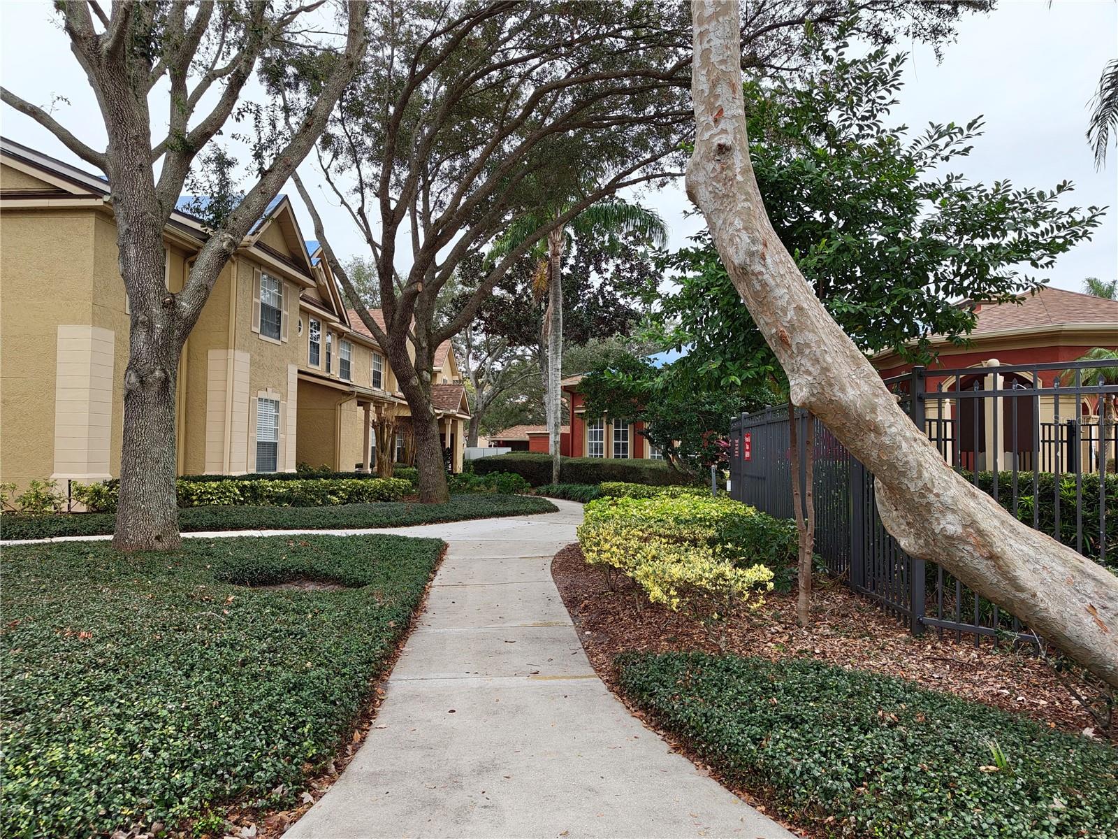 CRESCENT PLACE AT LAKE LOTUS CONDO - Residential Lease
