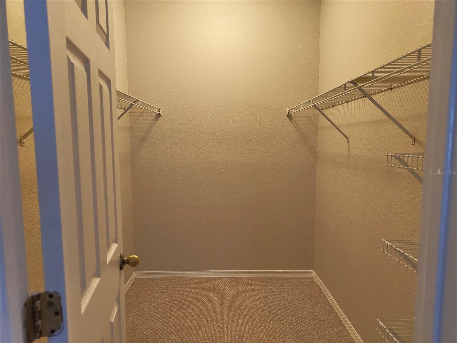 CRESCENT PLACE AT LAKE LOTUS CONDO - Residential Lease
