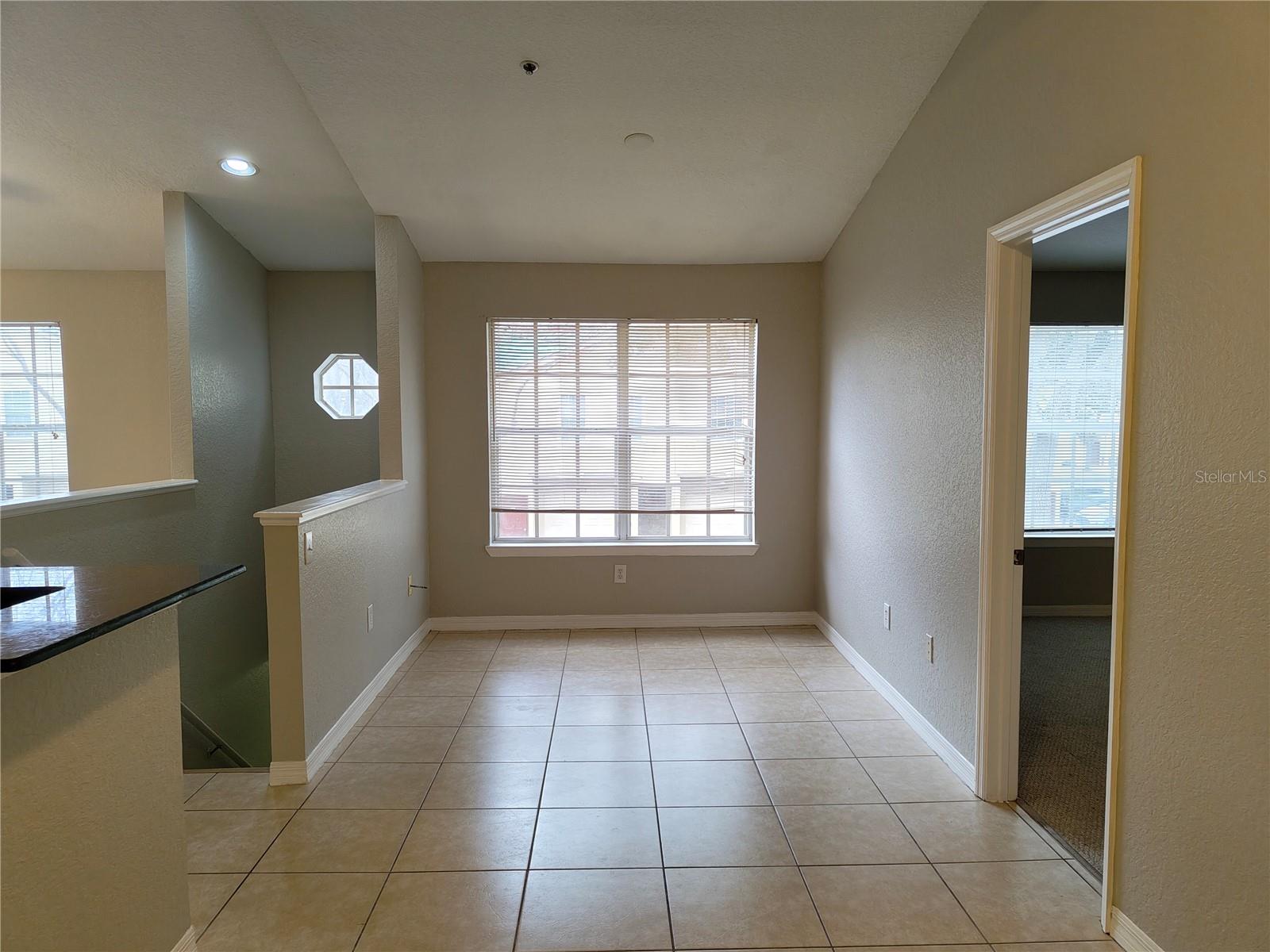 CRESCENT PLACE AT LAKE LOTUS CONDO - Residential Lease