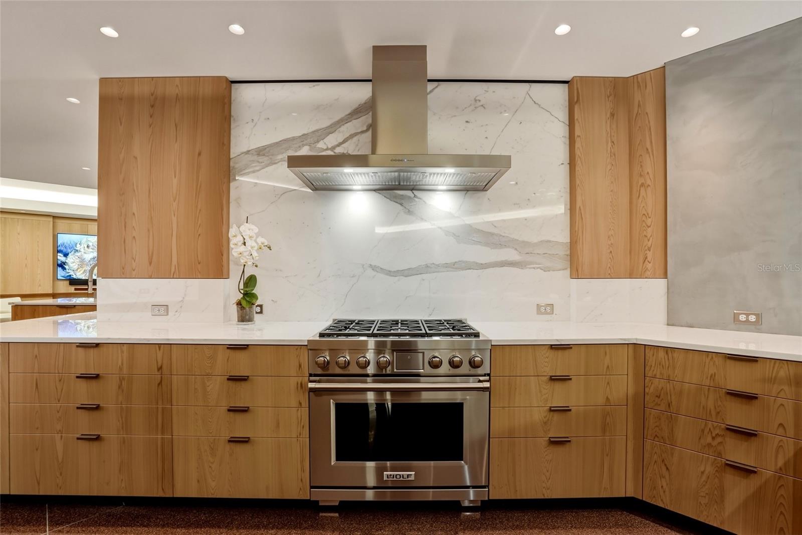 400 BEACH DRIVE CONDO - Residential