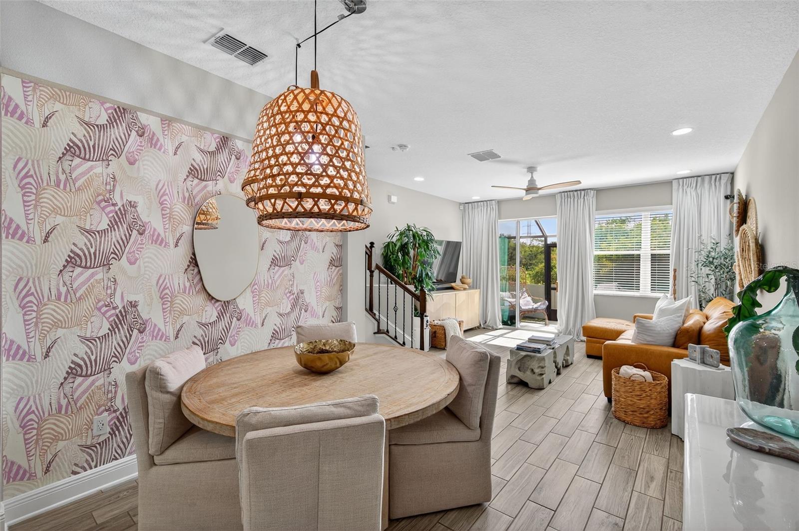 TOWNS AT BELLEAIR GROVE - Residential