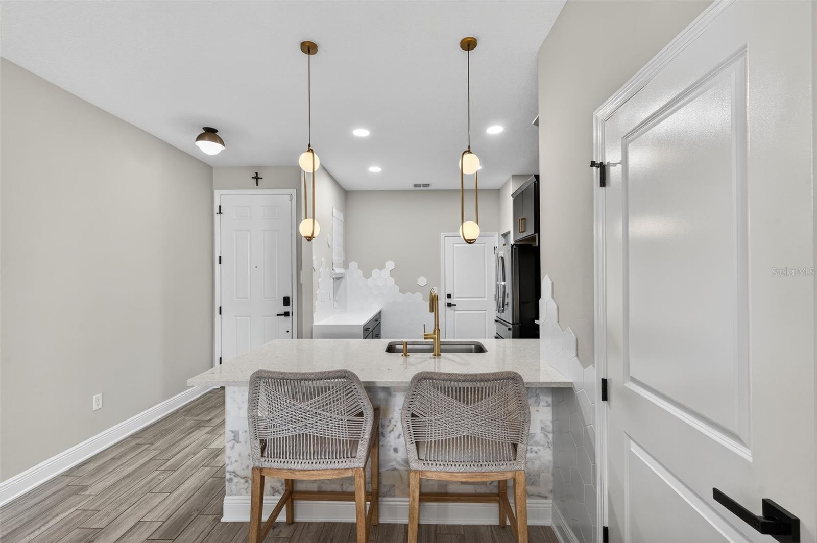 TOWNS AT BELLEAIR GROVE - Residential