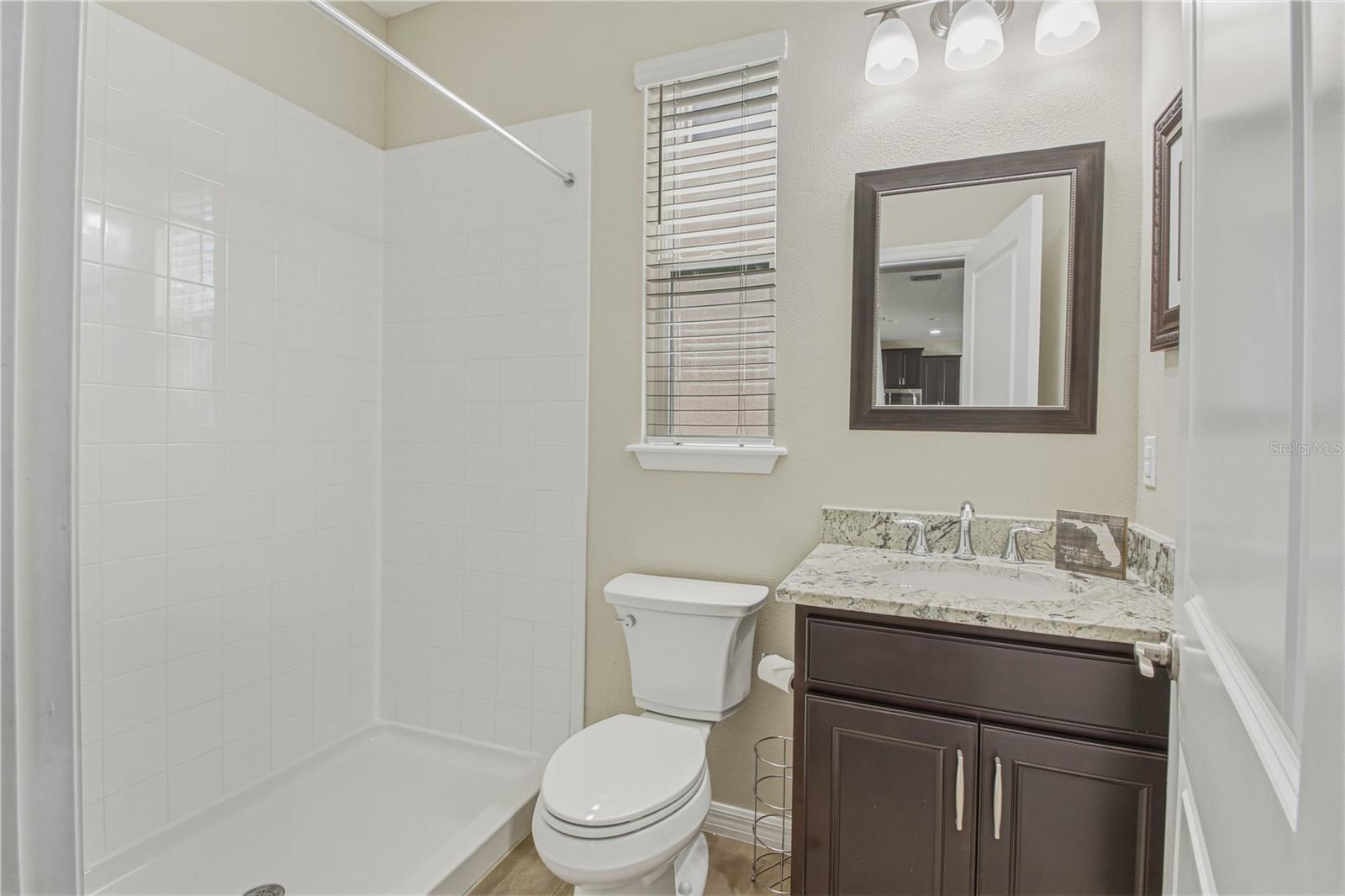 CORNERGATE SUB - Residential