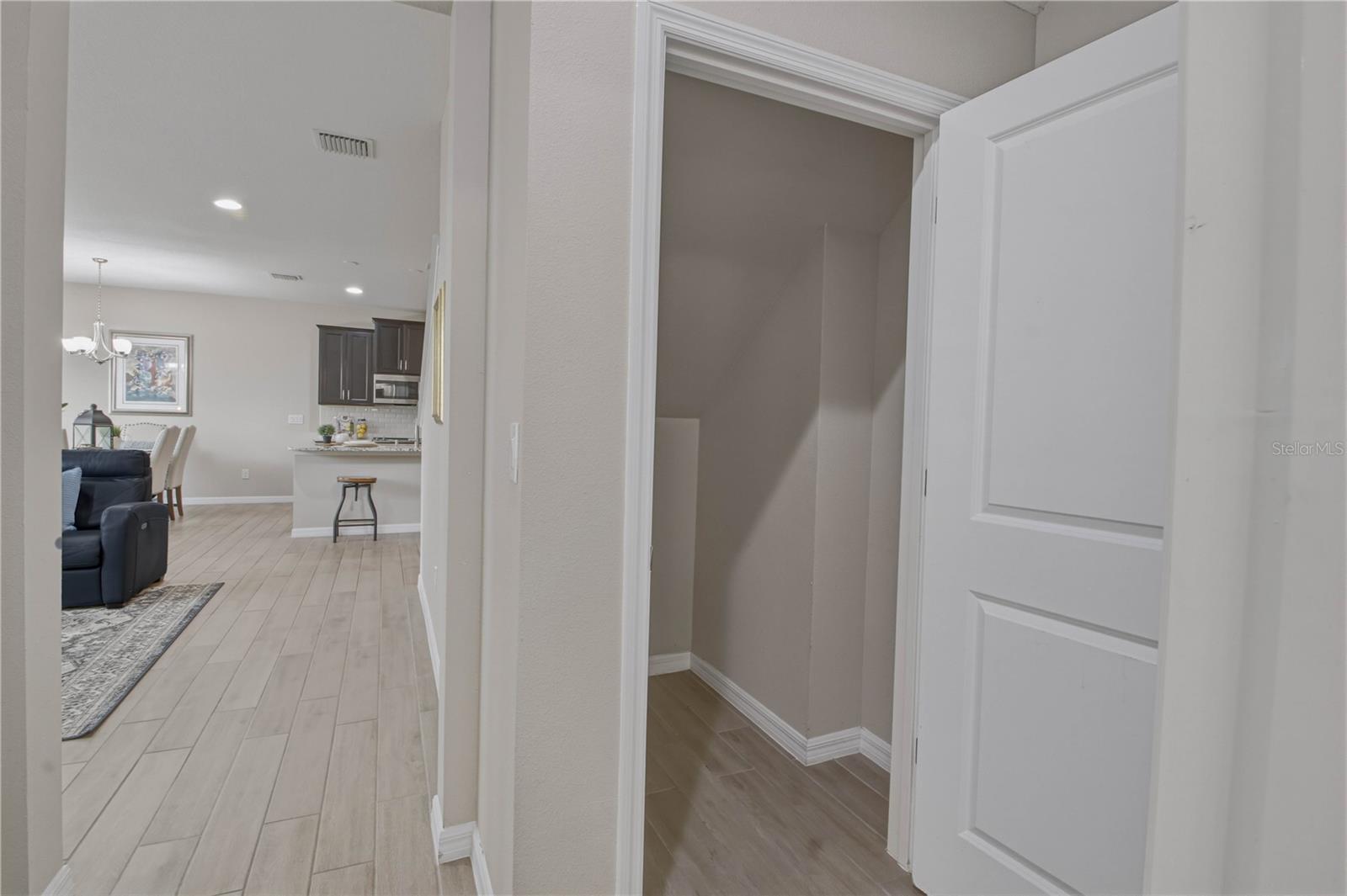 CORNERGATE SUB - Residential