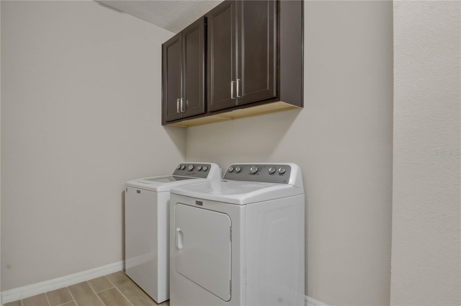 CORNERGATE SUB - Residential