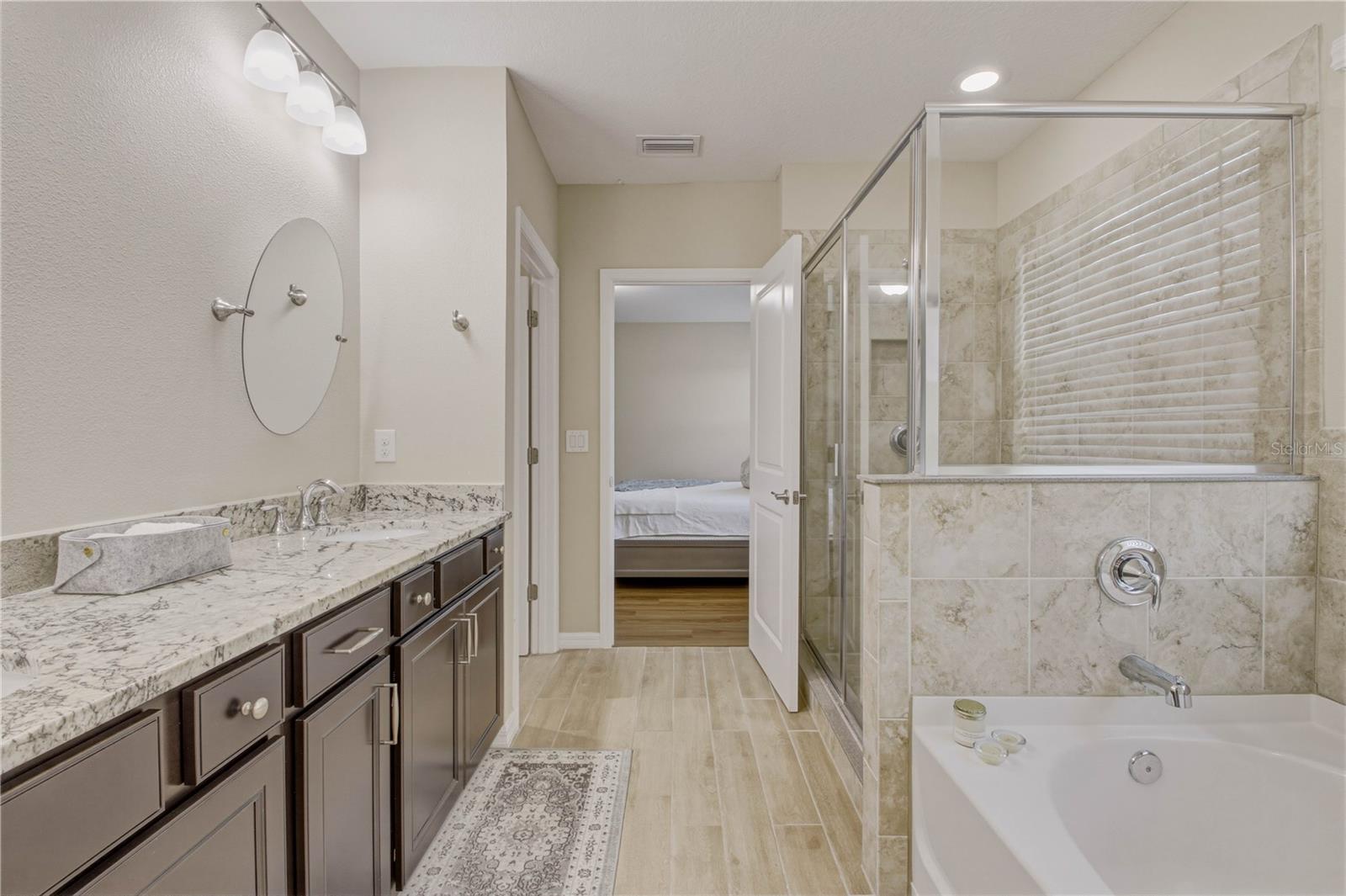 CORNERGATE SUB - Residential