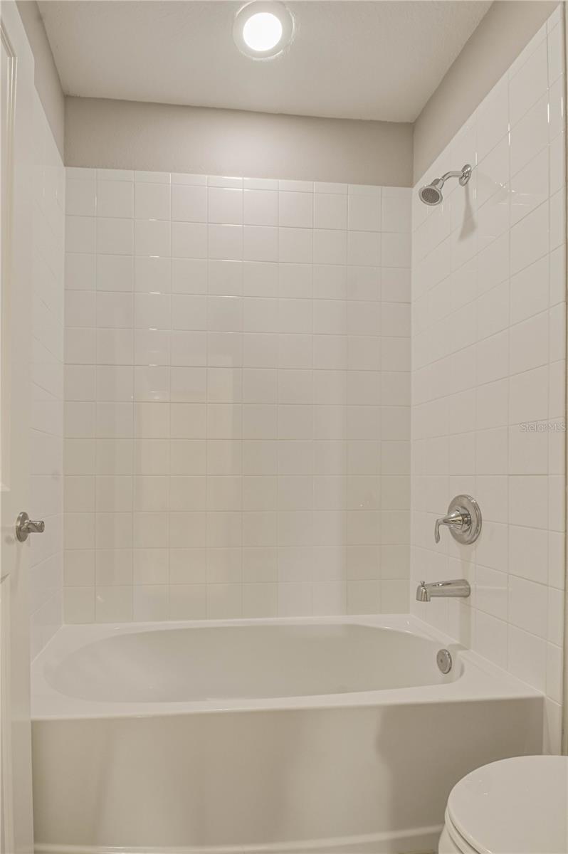 CORNERGATE SUB - Residential