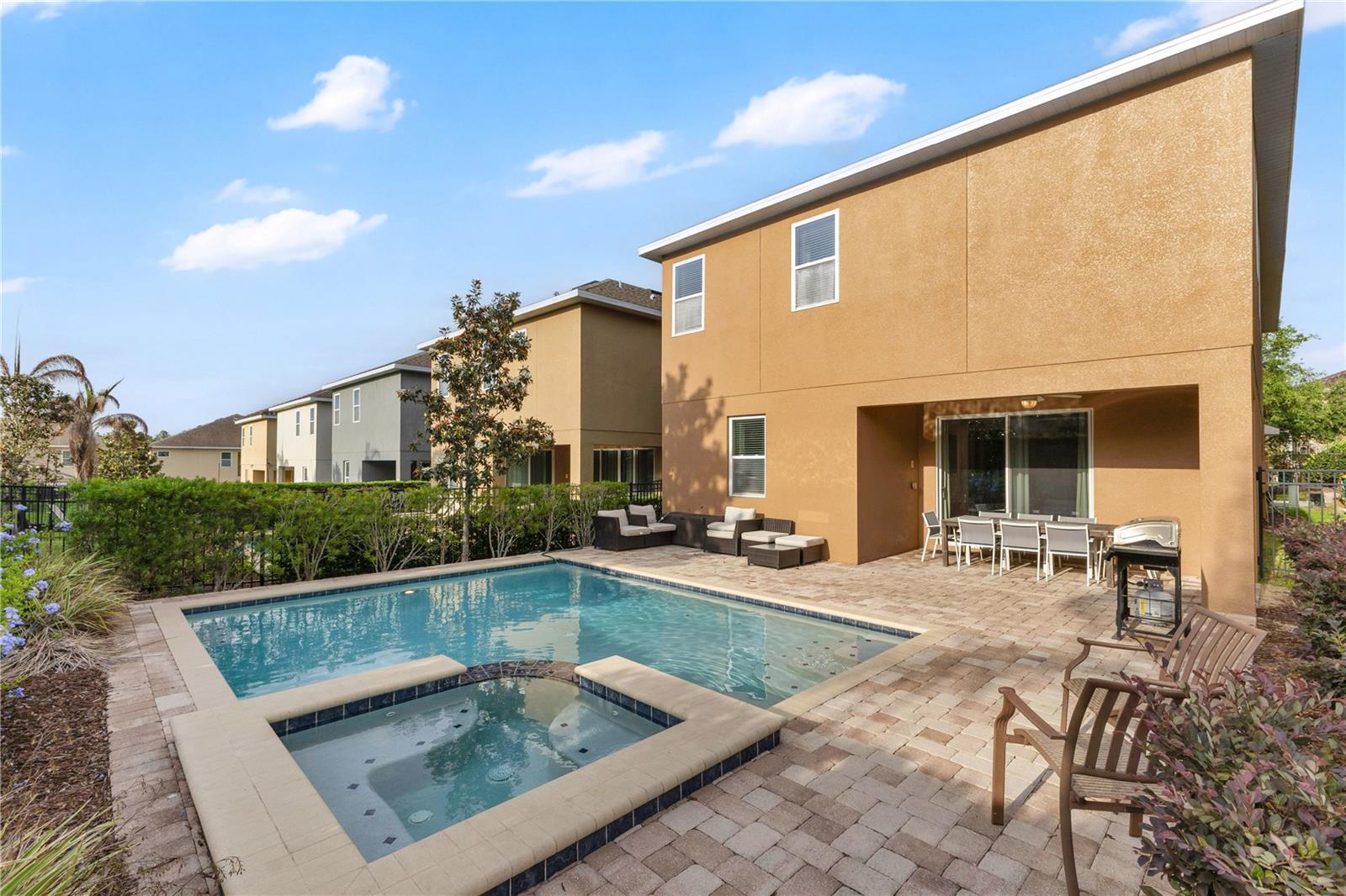 REUNION WEST PH 1 WEST & AMENT CTR RPLT - Residential