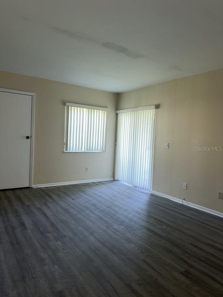 EAST LAKE WOODLANDS CYPRESS ESTATES - Residential Lease