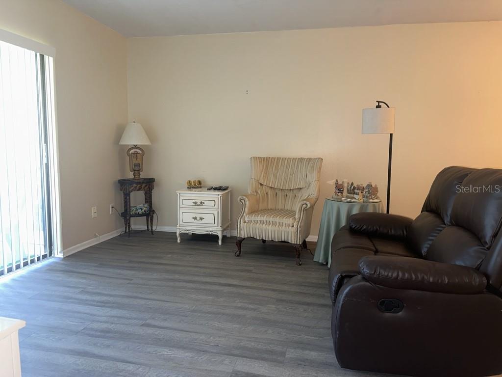 EAST LAKE WOODLANDS CYPRESS ESTATES - Residential Lease