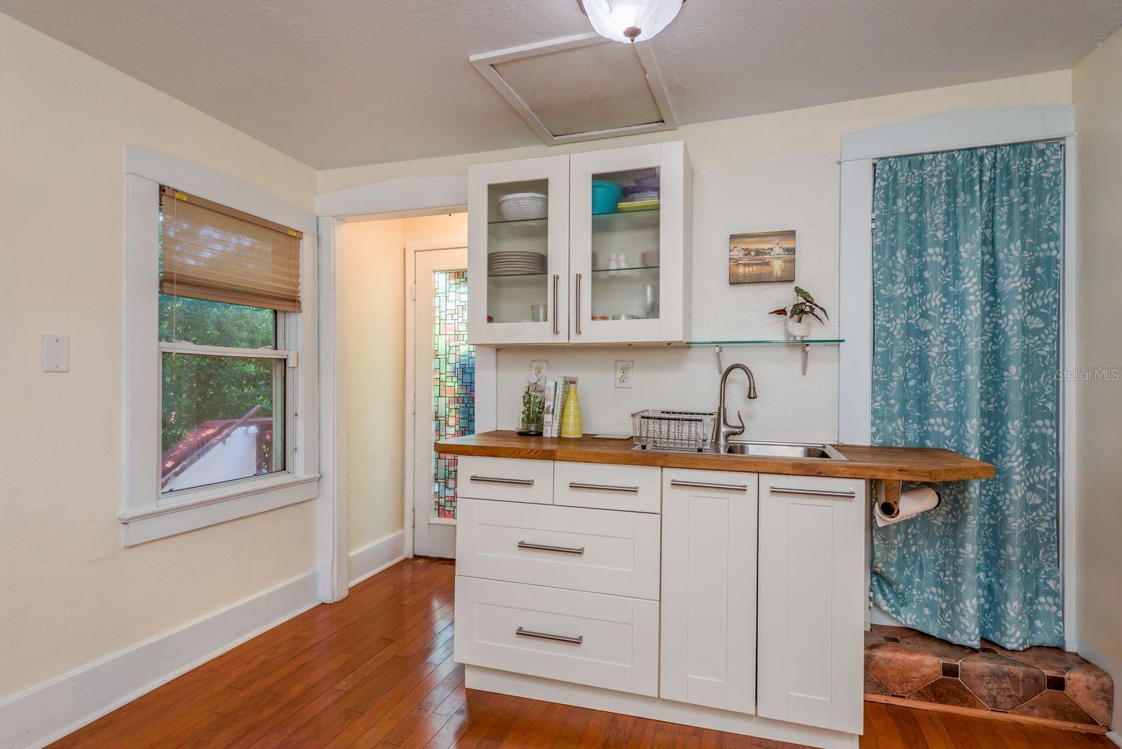 SUNSET RIDGE - Residential