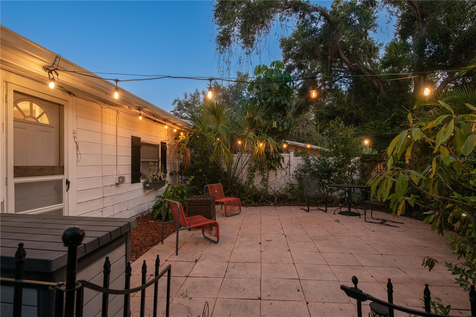 SUNSET RIDGE - Residential