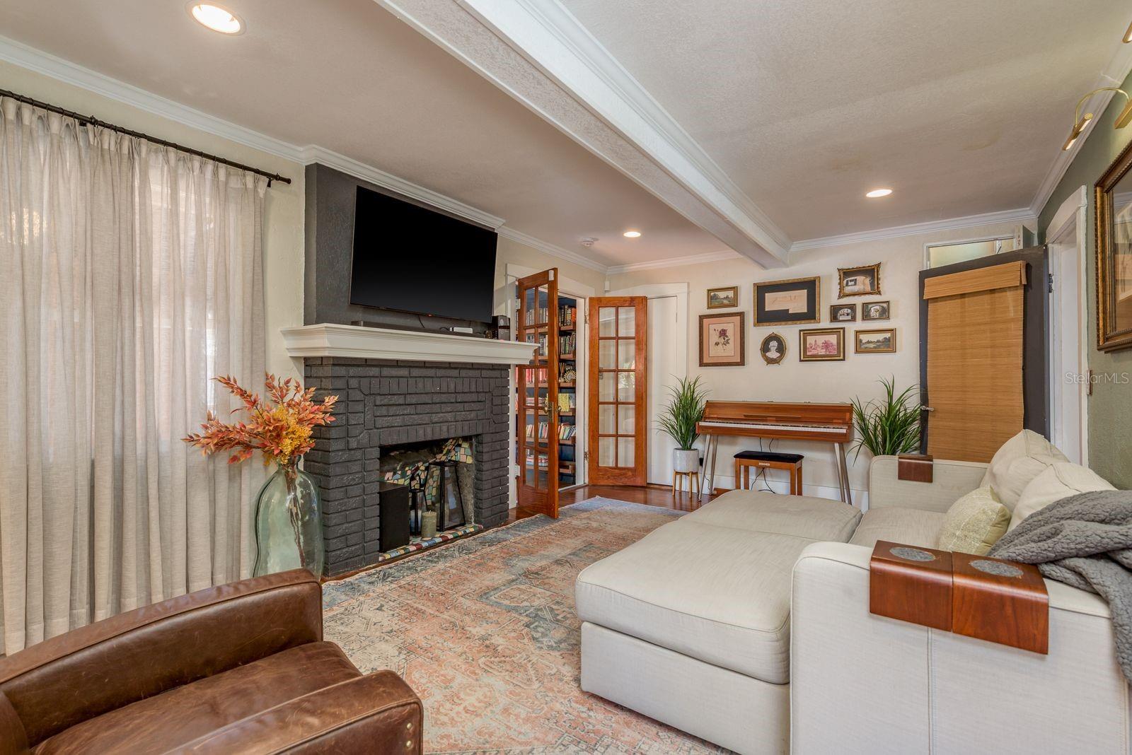 SUNSET RIDGE - Residential