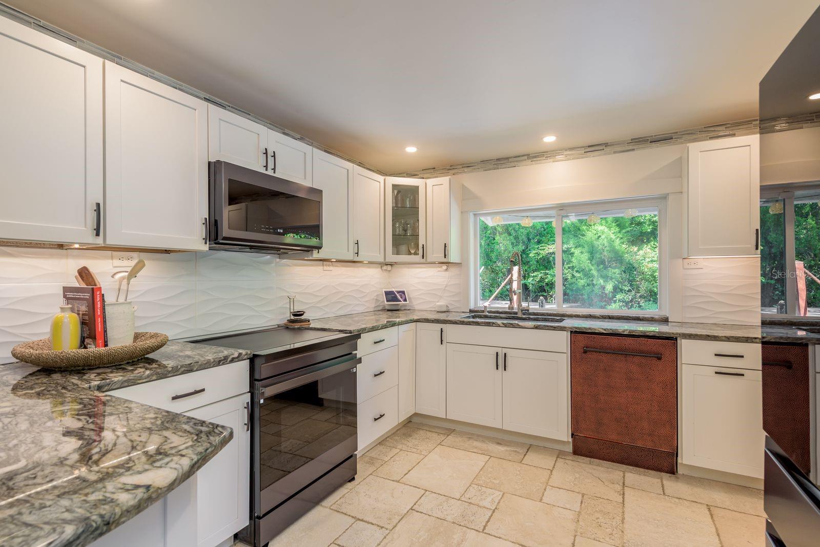 SUNSET RIDGE - Residential