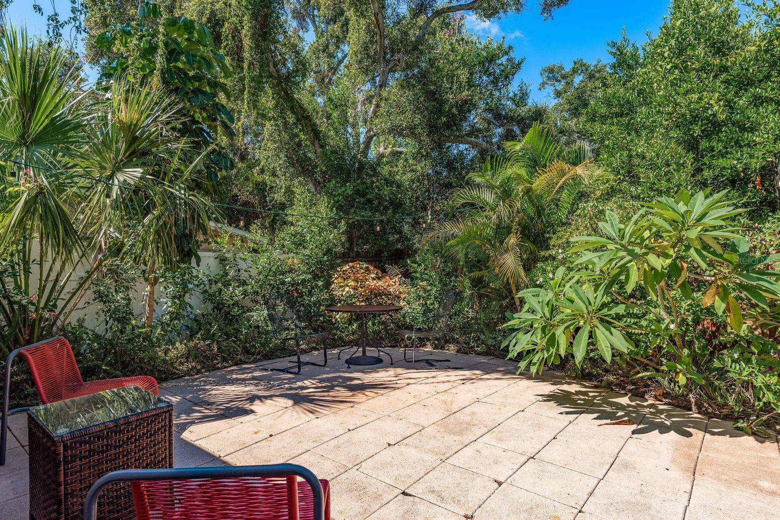 SUNSET RIDGE - Residential